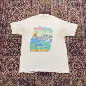 VTG 90s Pacer Guanaja Honduras Dolphin Graphic T-Shirt Mens Large Cream Souvenir